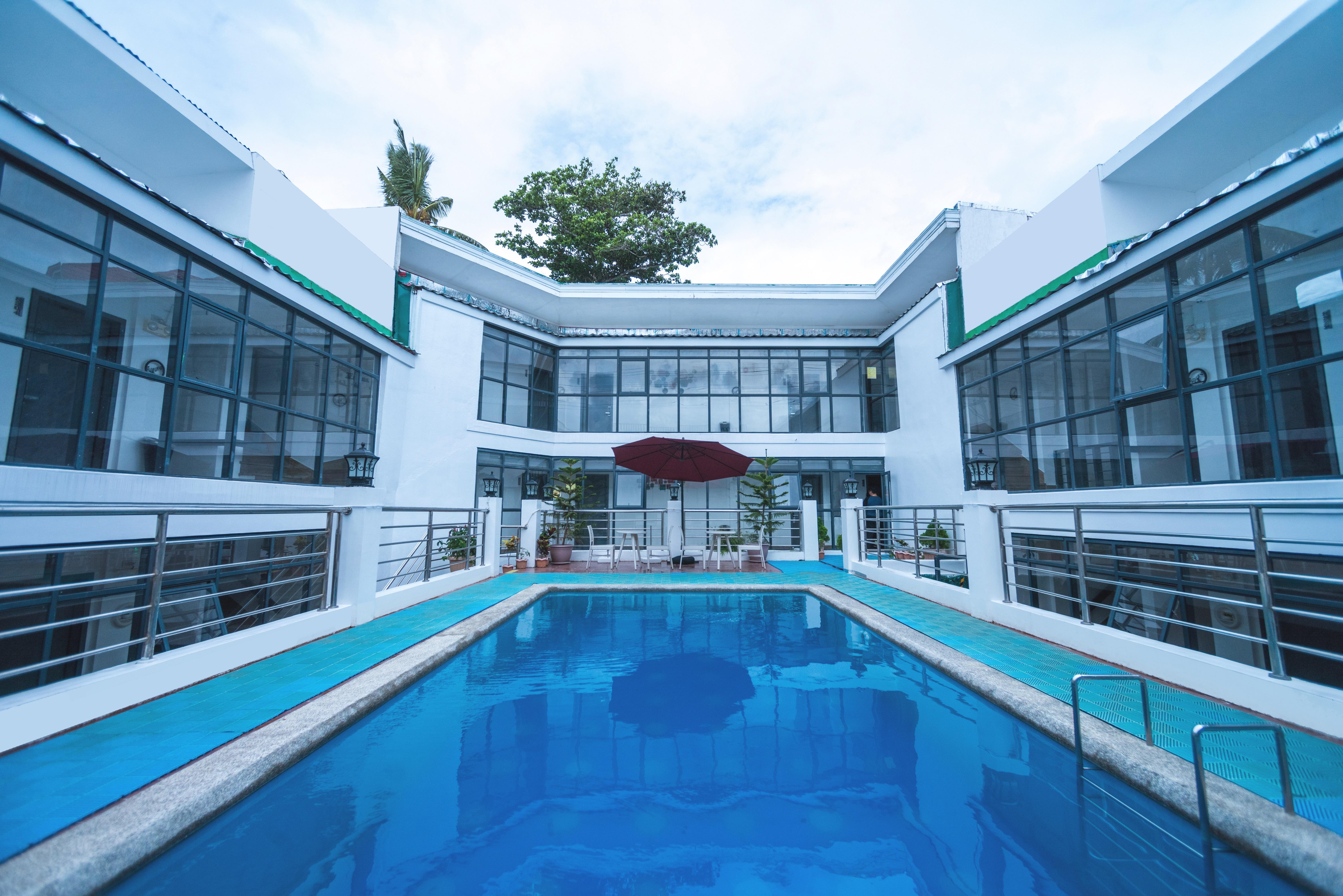 Erus Suites Hotel Boracay Manoc-Manoc Екстер'єр фото