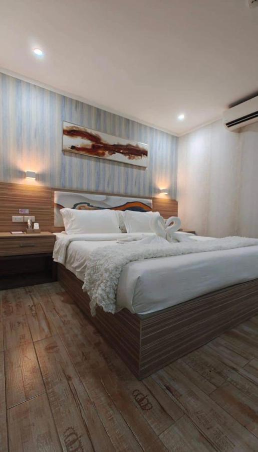 Erus Suites Hotel Boracay Manoc-Manoc Екстер'єр фото