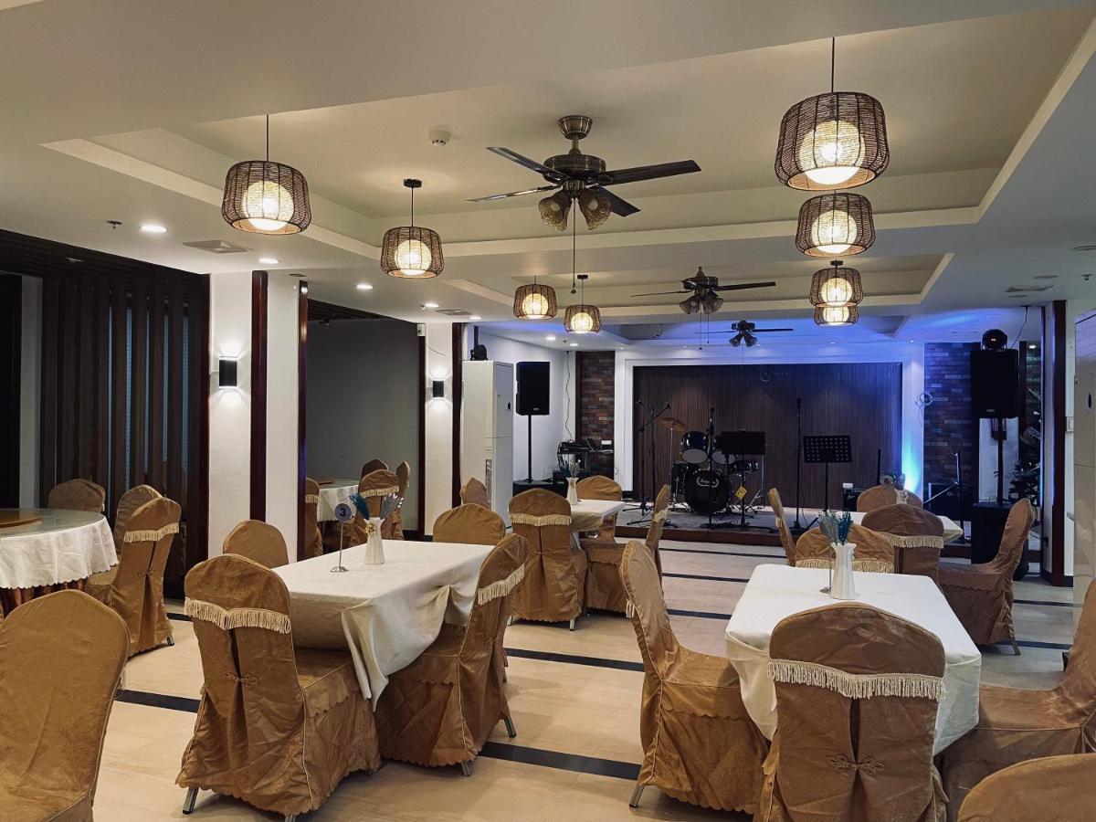 Erus Suites Hotel Boracay Manoc-Manoc Екстер'єр фото
