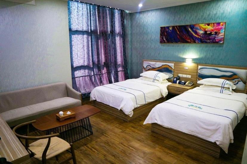 Erus Suites Hotel Boracay Manoc-Manoc Екстер'єр фото