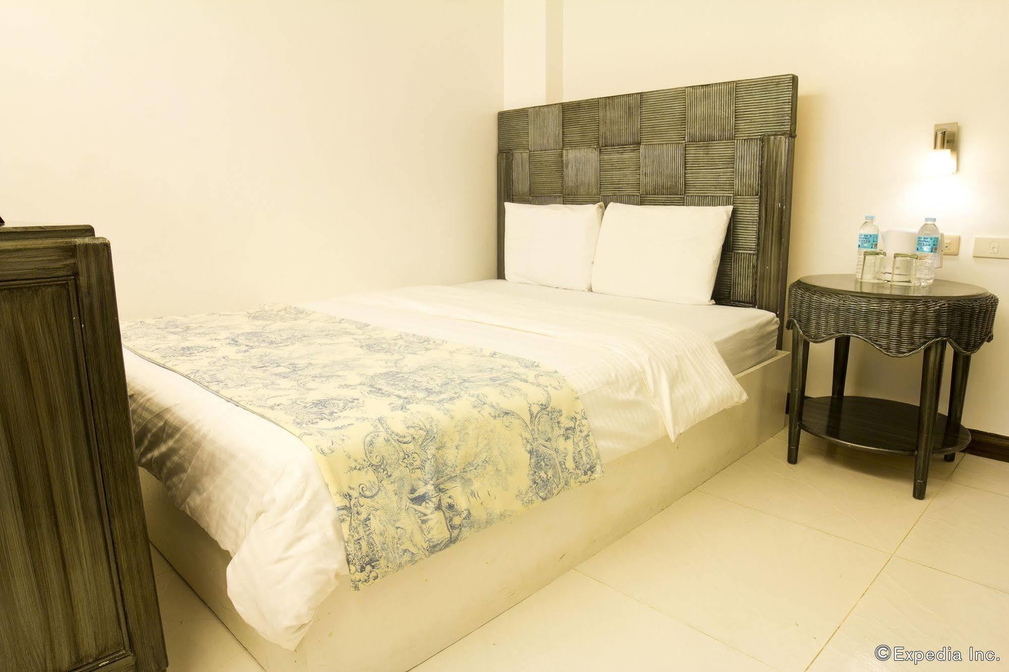 Erus Suites Hotel Boracay Manoc-Manoc Екстер'єр фото